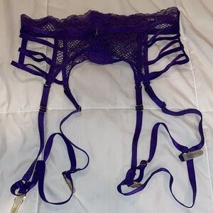NWT XS/SM Victoria’s Secret lace garter with thigh attachments lingerie sexy fun
